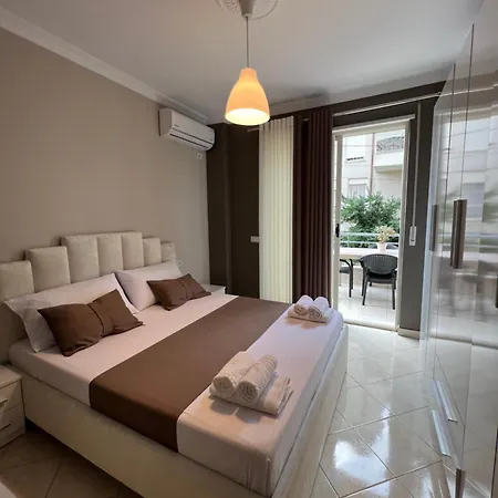 Lake View Parking Free Apartment Tirana